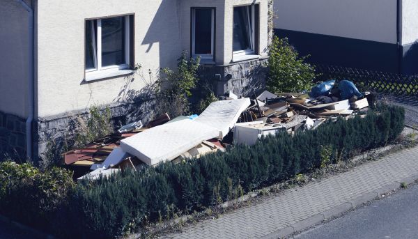 Yard Junk Removal in Alexandria